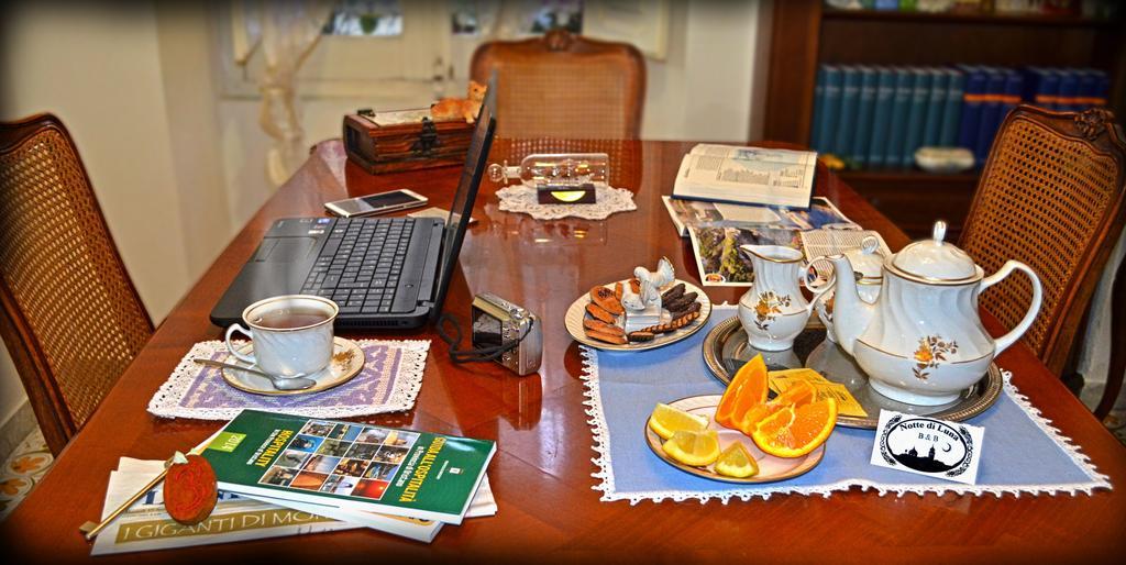 Notte Di Luna Room & Breakfast 奥里斯塔诺 外观 照片